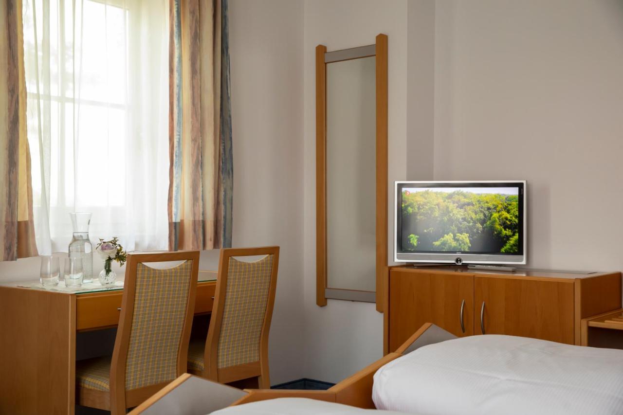Pension Demmel, Bed & Breakfast Bruckmühl Zewnętrze zdjęcie